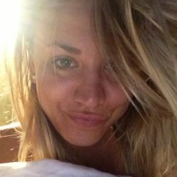 Kaley Cuoco | Celeb Masta 17