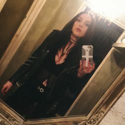 Elizabeth Gillies | Celeb Masta 3