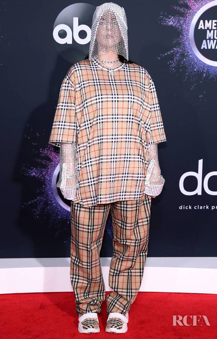 Billie Eilish | Celeb Masta 20