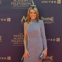 Vanna White | Celeb Masta 25