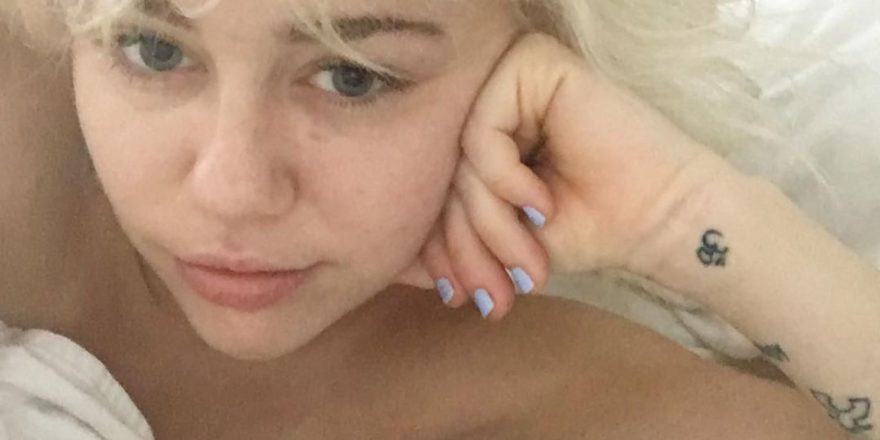 Miley Cyrus | Celeb Masta 111