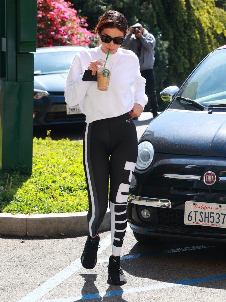 Selena Gomez | Celeb Masta 140