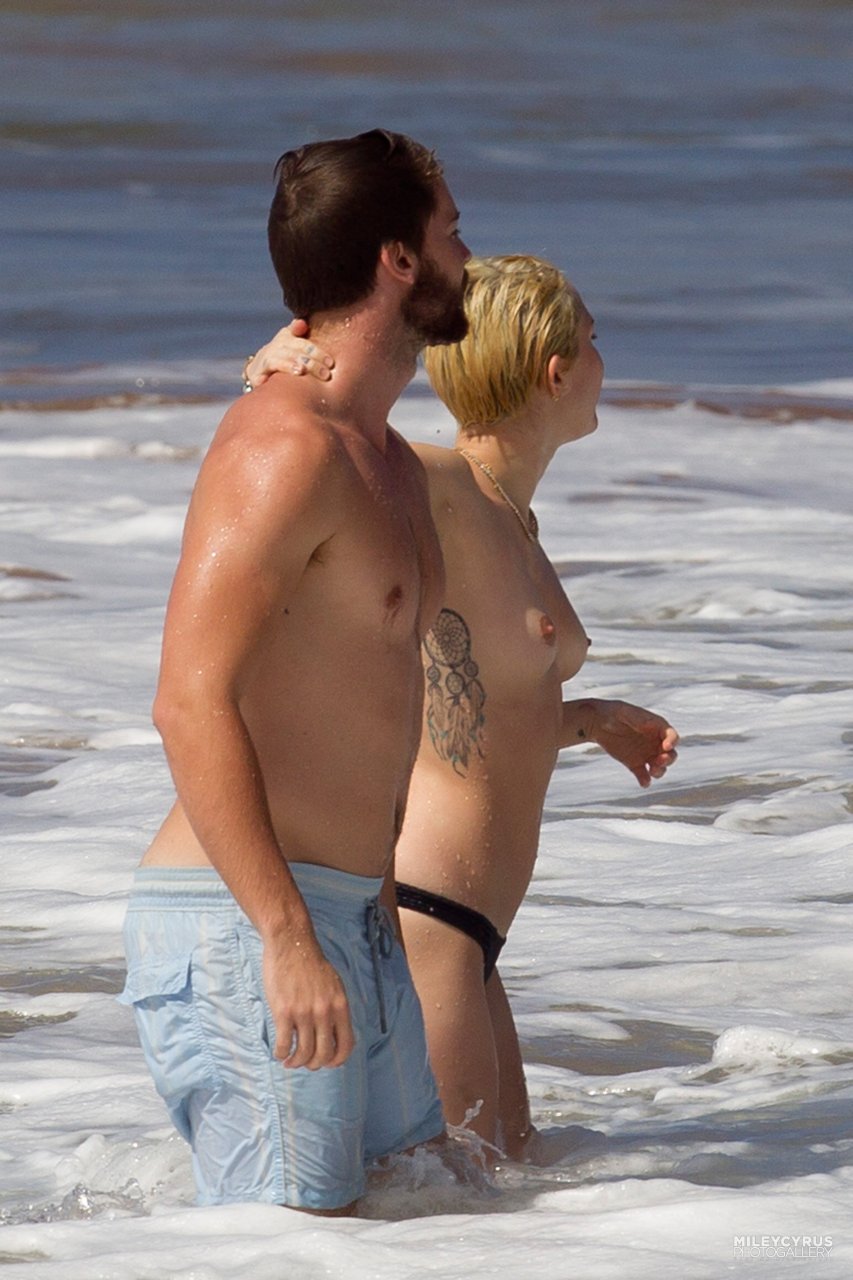 Miley Cyrus | Celeb Masta 33