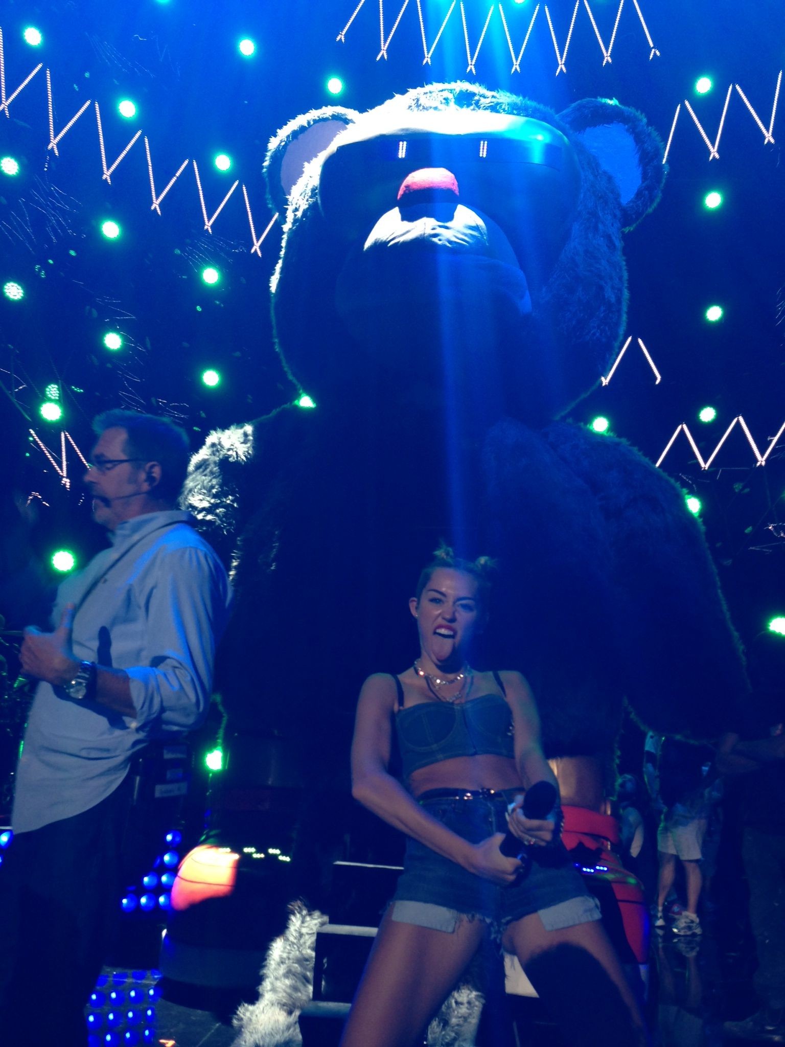 Miley Cyrus | Celeb Masta 257