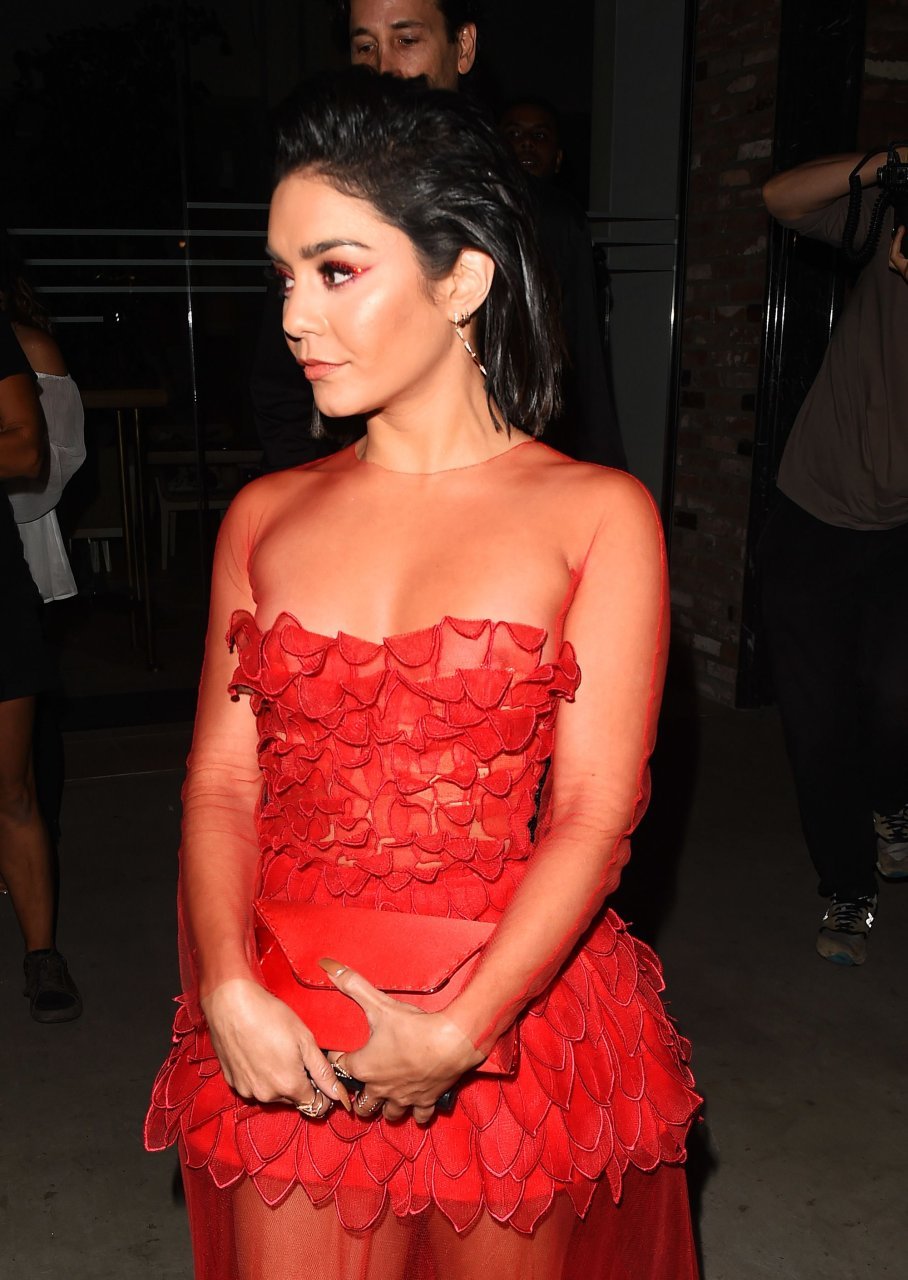 Vanessa Hudgens | Celeb Masta 1