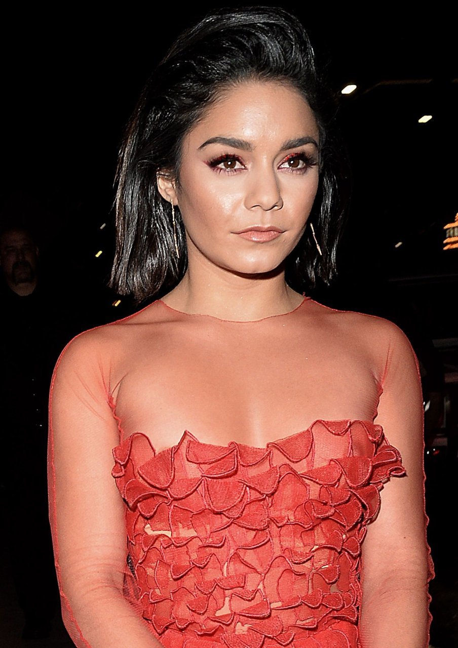 Vanessa Hudgens | Celeb Masta 12