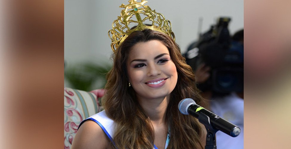 Ariadna Gutierrez | Celeb Masta 18