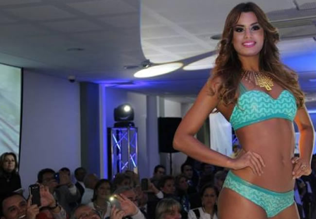 Ariadna Gutierrez | Celeb Masta 3