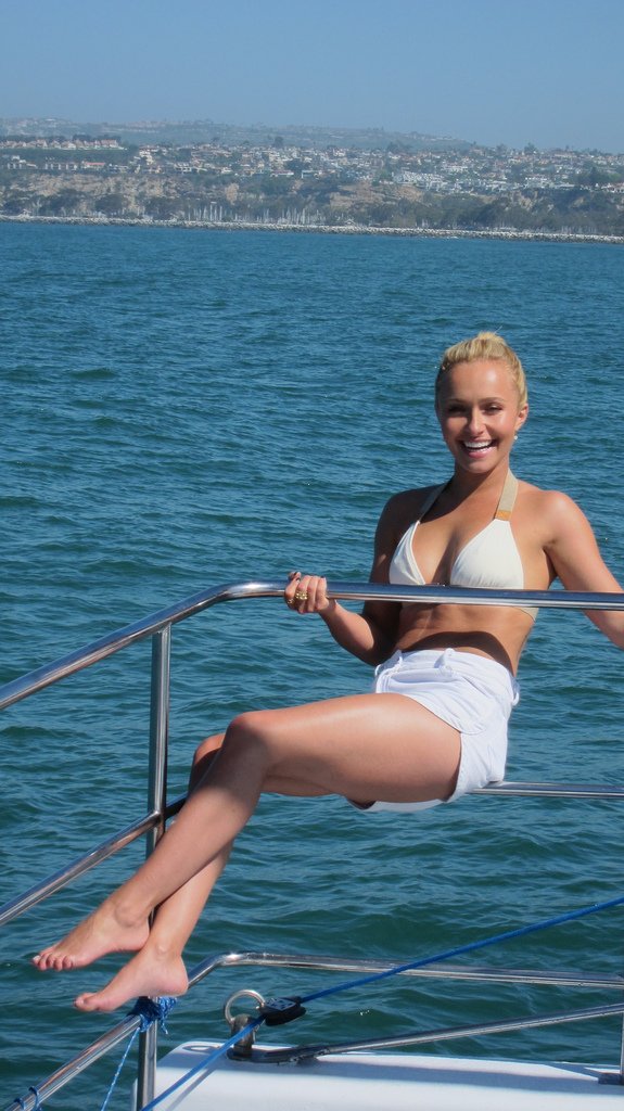 Hayden Panettiere | Celeb Masta 45