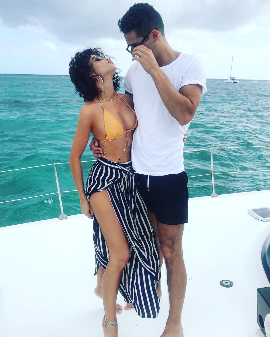 Sarah Hyland | Celeb Masta 145