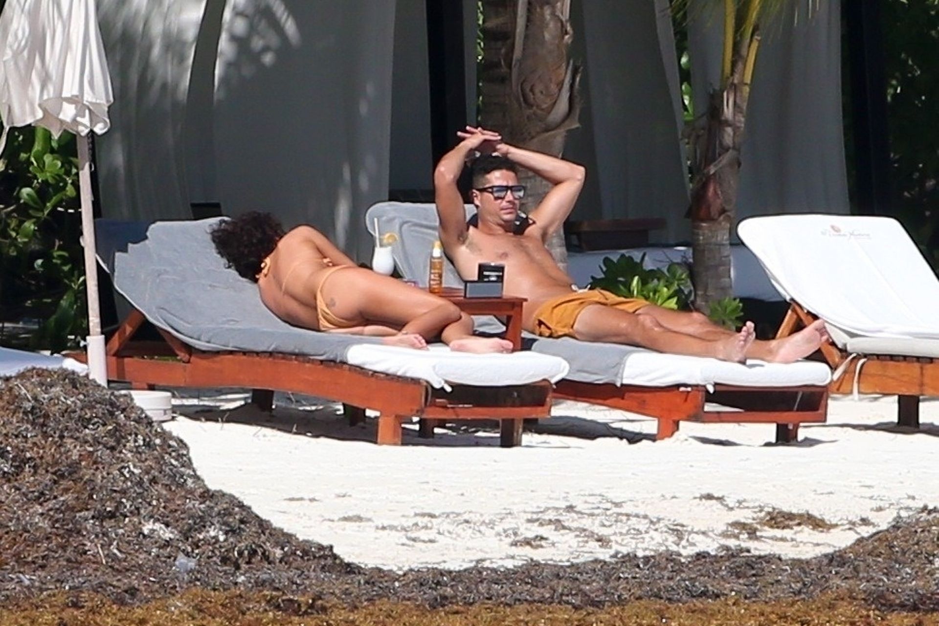 Sarah Hyland | Celeb Masta 103