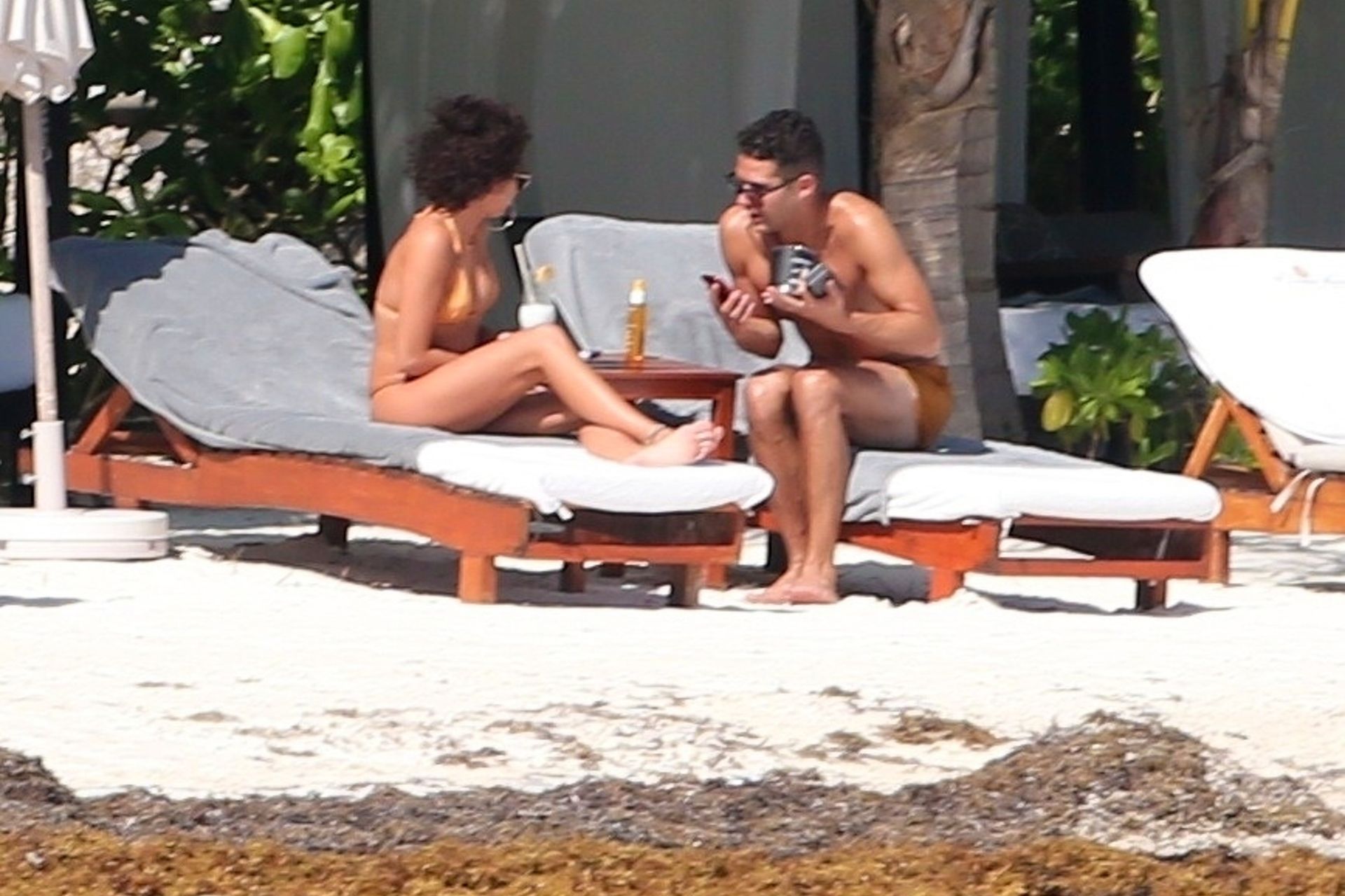 Sarah Hyland | Celeb Masta 121