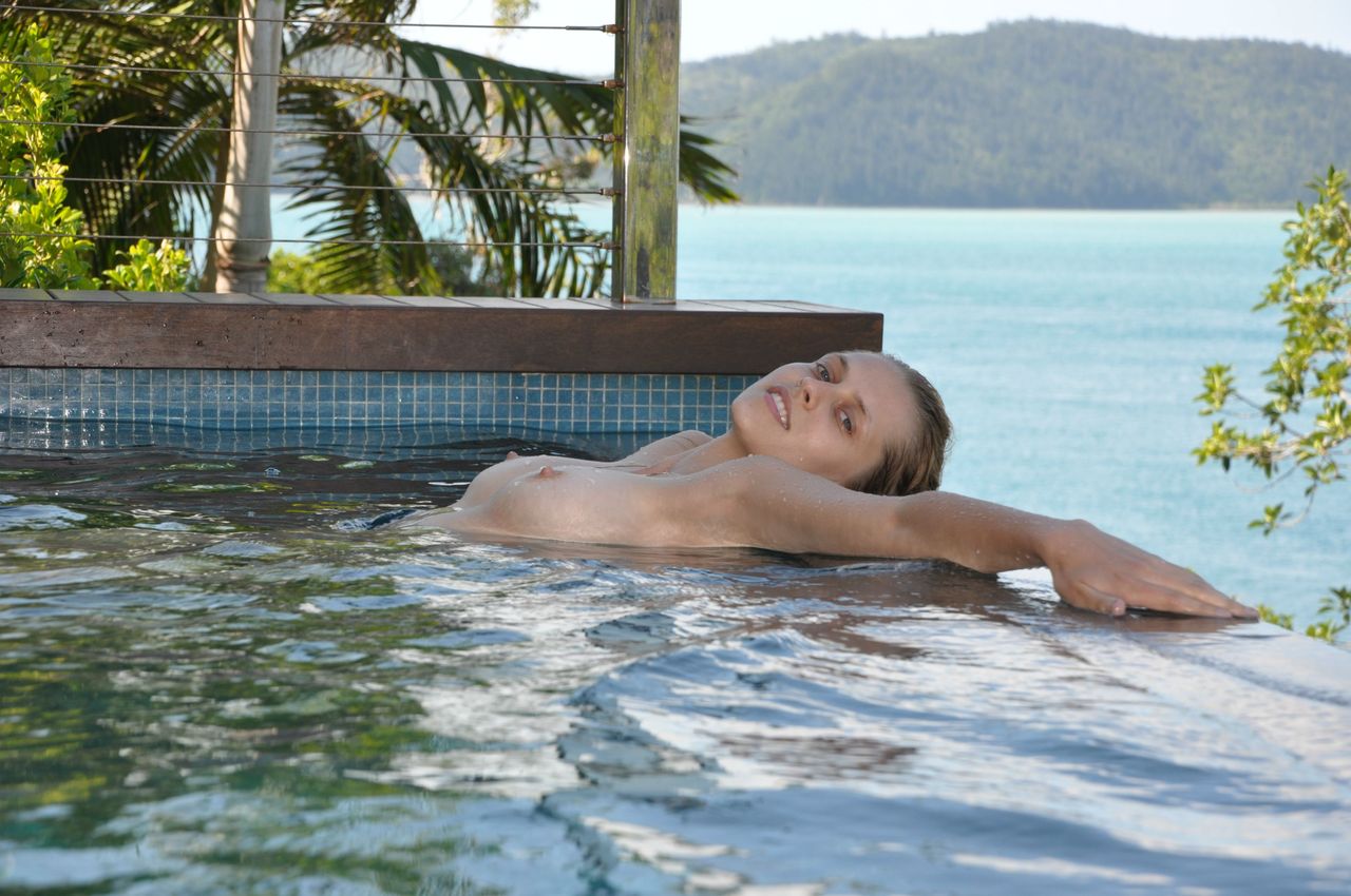 Teresa Palmer | Celeb Masta 7