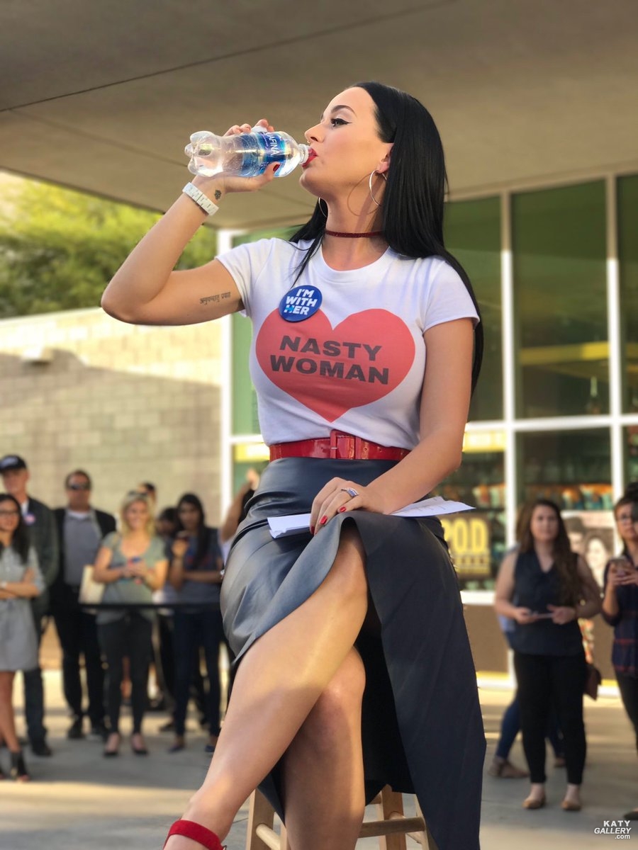 Katy Perry | Celeb Masta 8