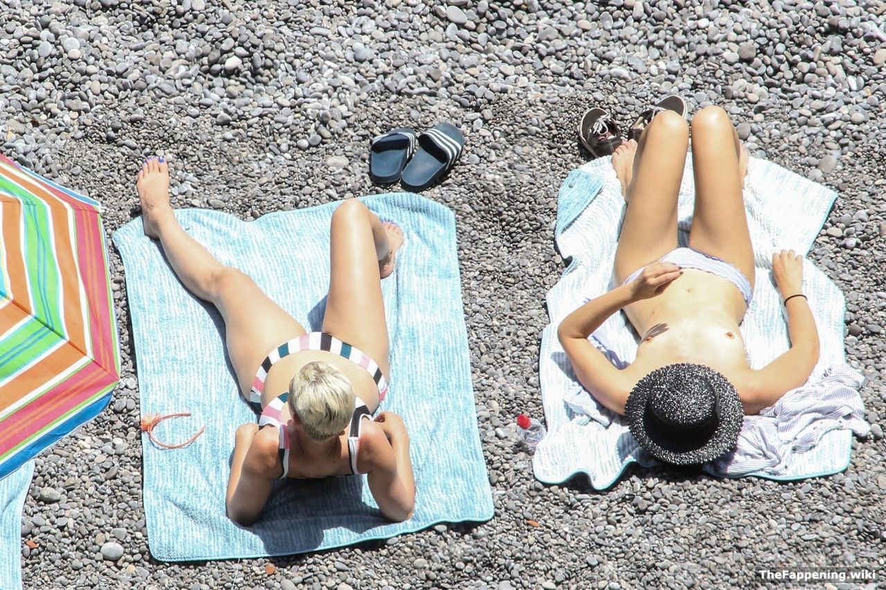 Katy Perry | Celeb Masta 20