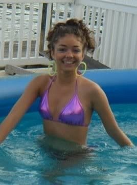 Sarah Hyland | Celeb Masta 58