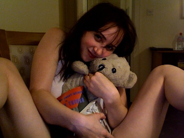 Zoe Kazan | Celeb Masta 35