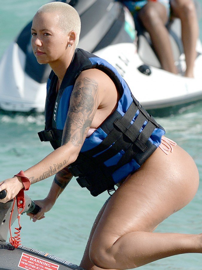 Amber Rose | Celeb Masta 36
