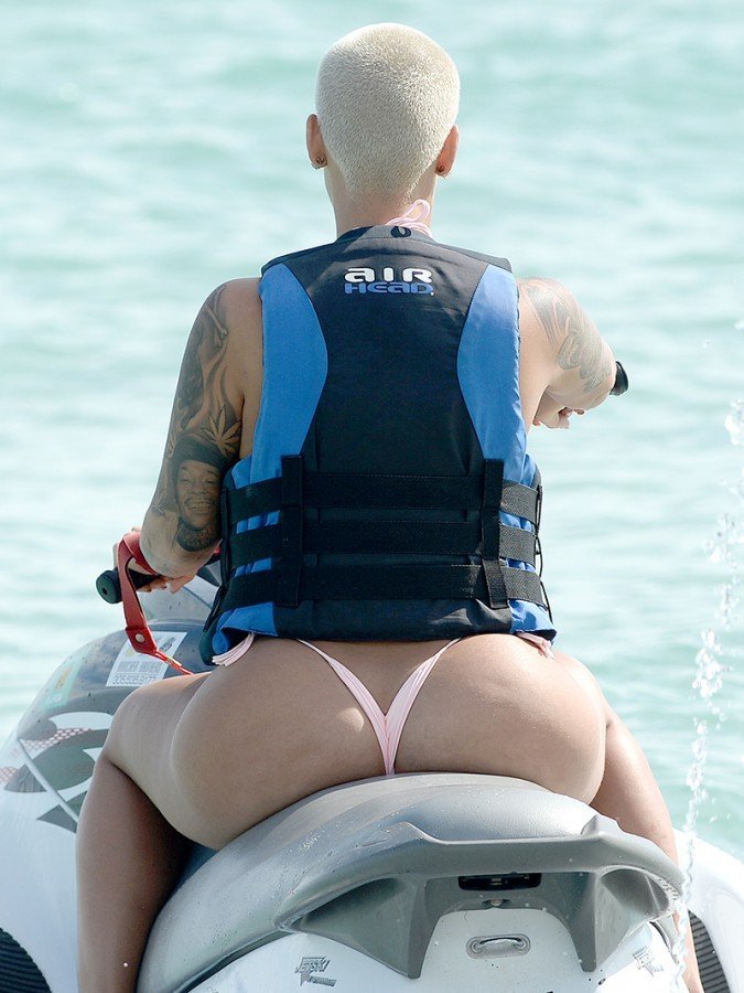 Amber Rose | Celeb Masta 38