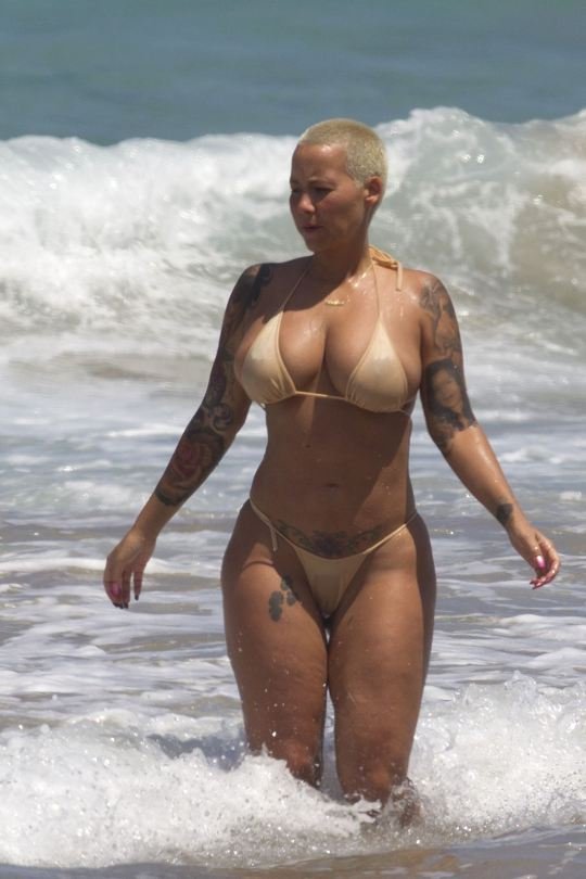 Amber Rose | Celeb Masta 111
