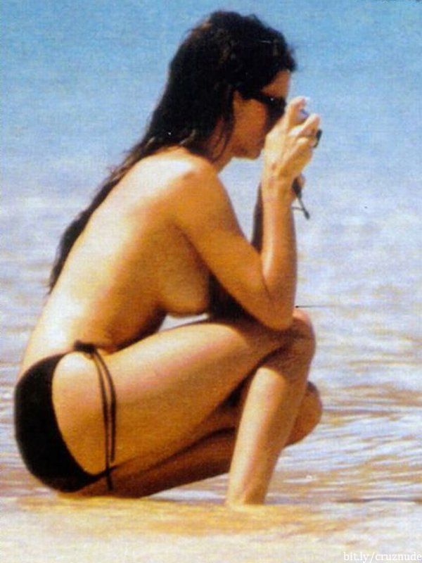 Penelope Cruz | Celeb Masta 38