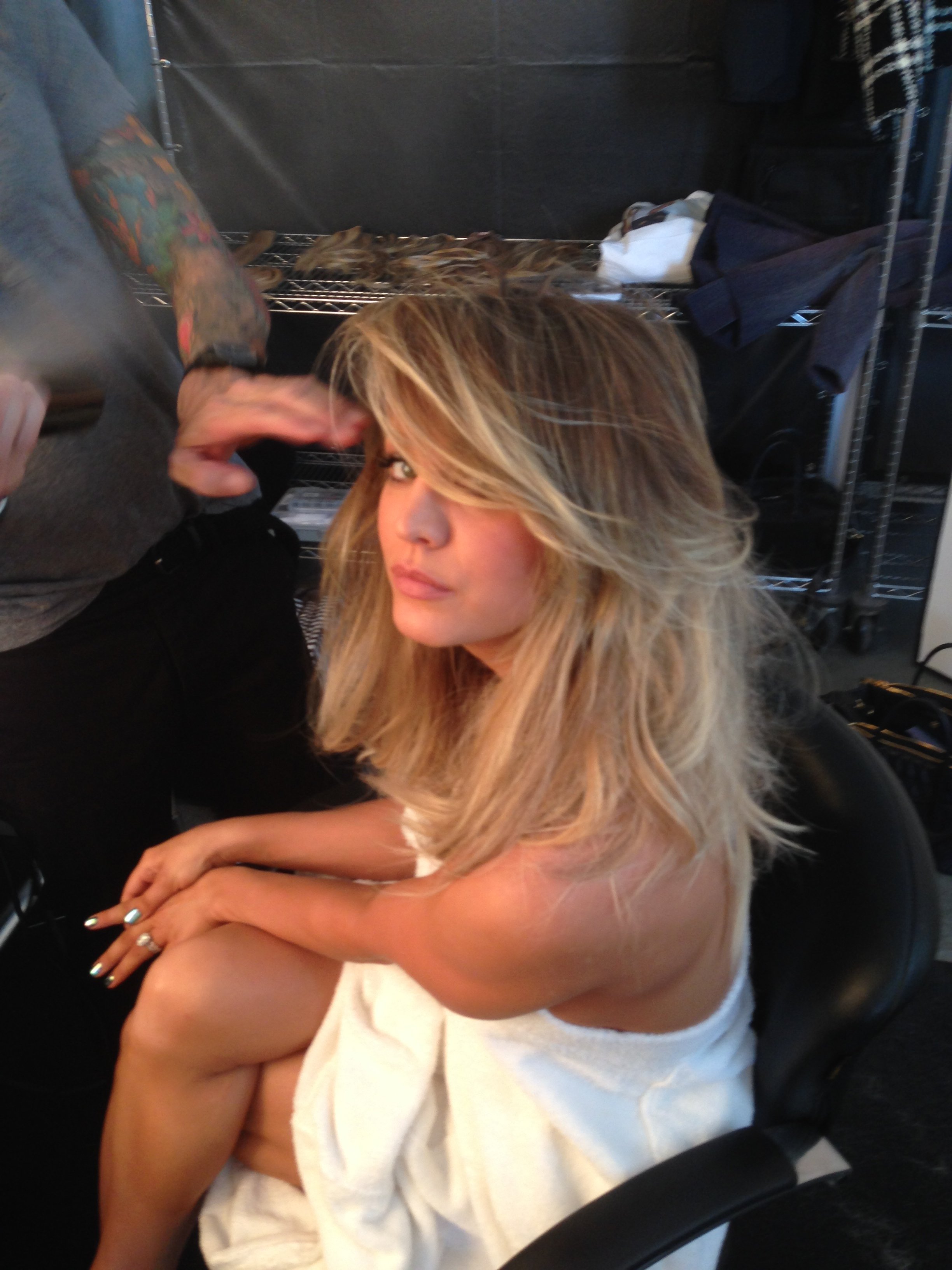 Kaley Cuoco | Celeb Masta 36