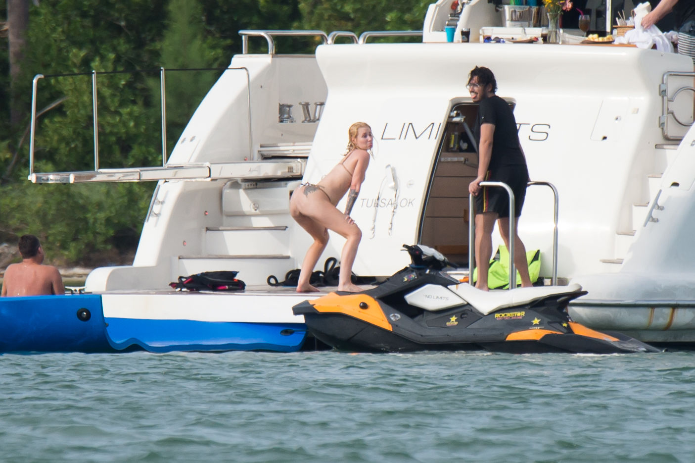 Iggy Azalea | Celeb Masta 45