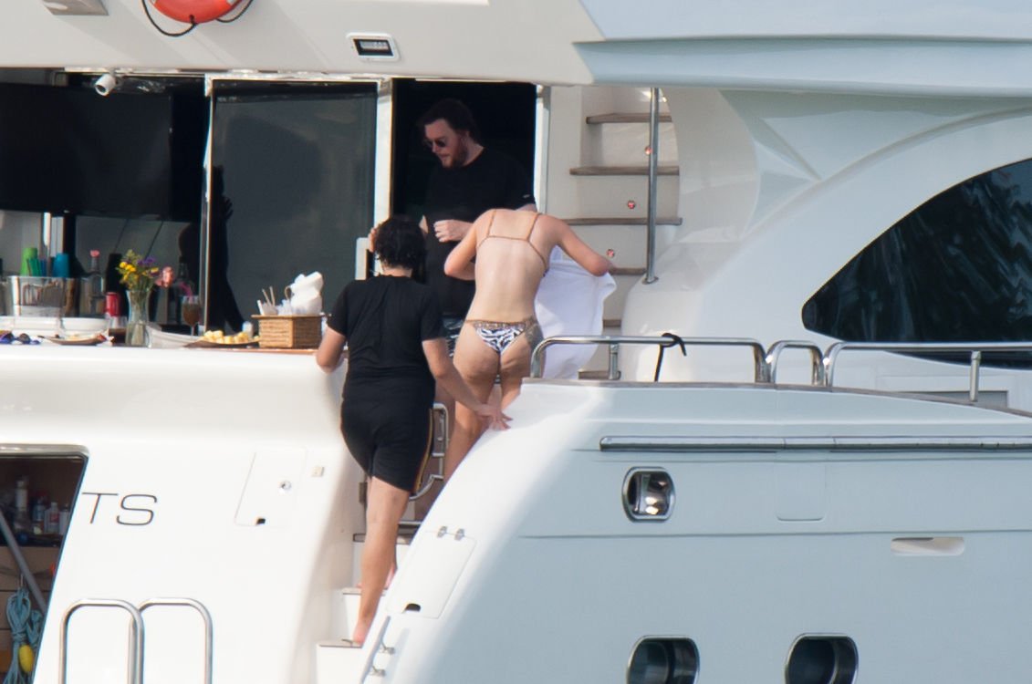 Iggy Azalea | Celeb Masta 49