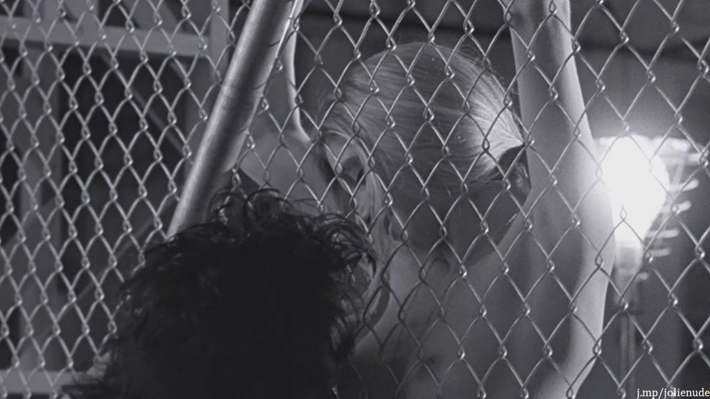 Angelina Jolie | Celeb Masta 21