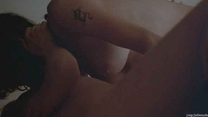 Angelina Jolie | Celeb Masta 33