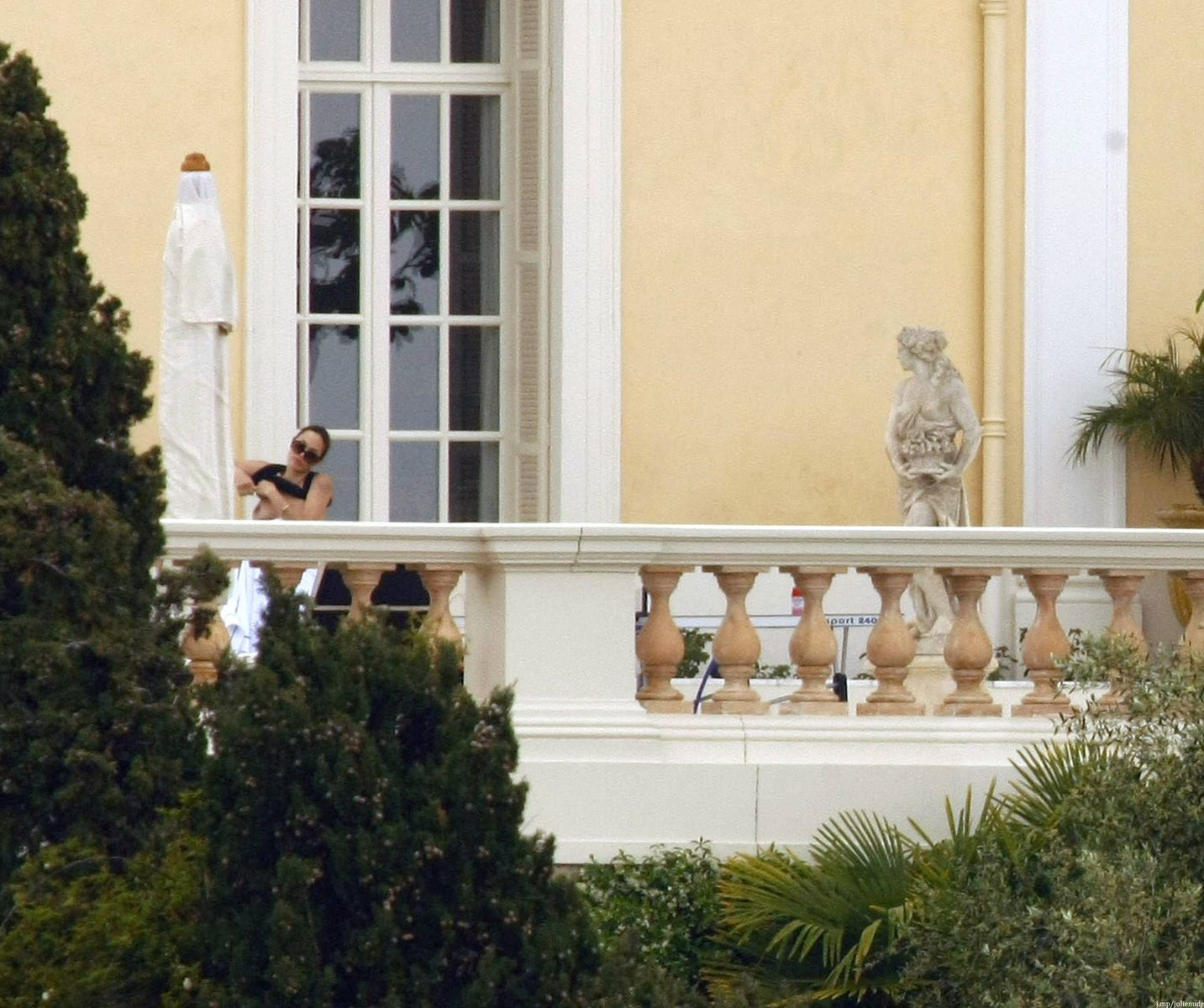 Angelina Jolie | Celeb Masta 63