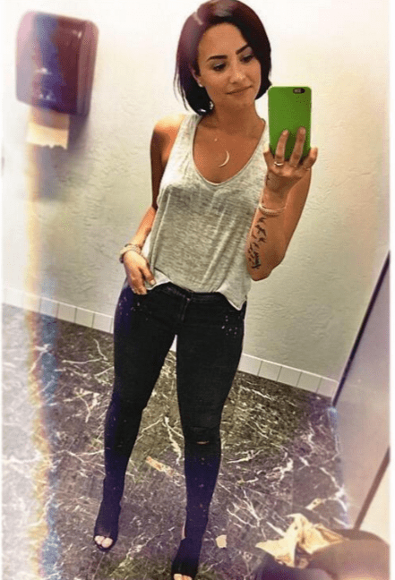 Demi Lovato | Celeb Masta 32