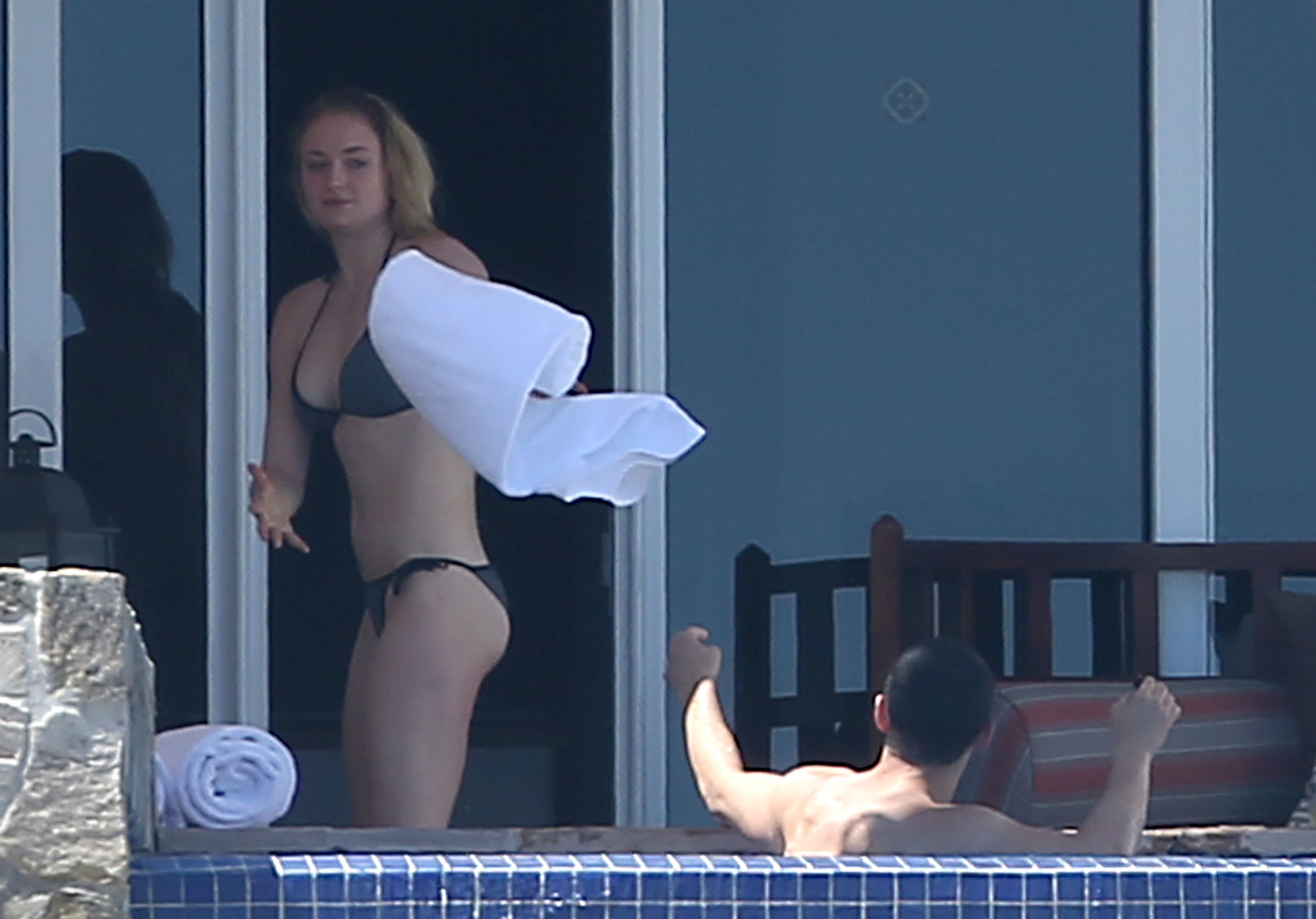 Sophie Turner | Celeb Masta 23