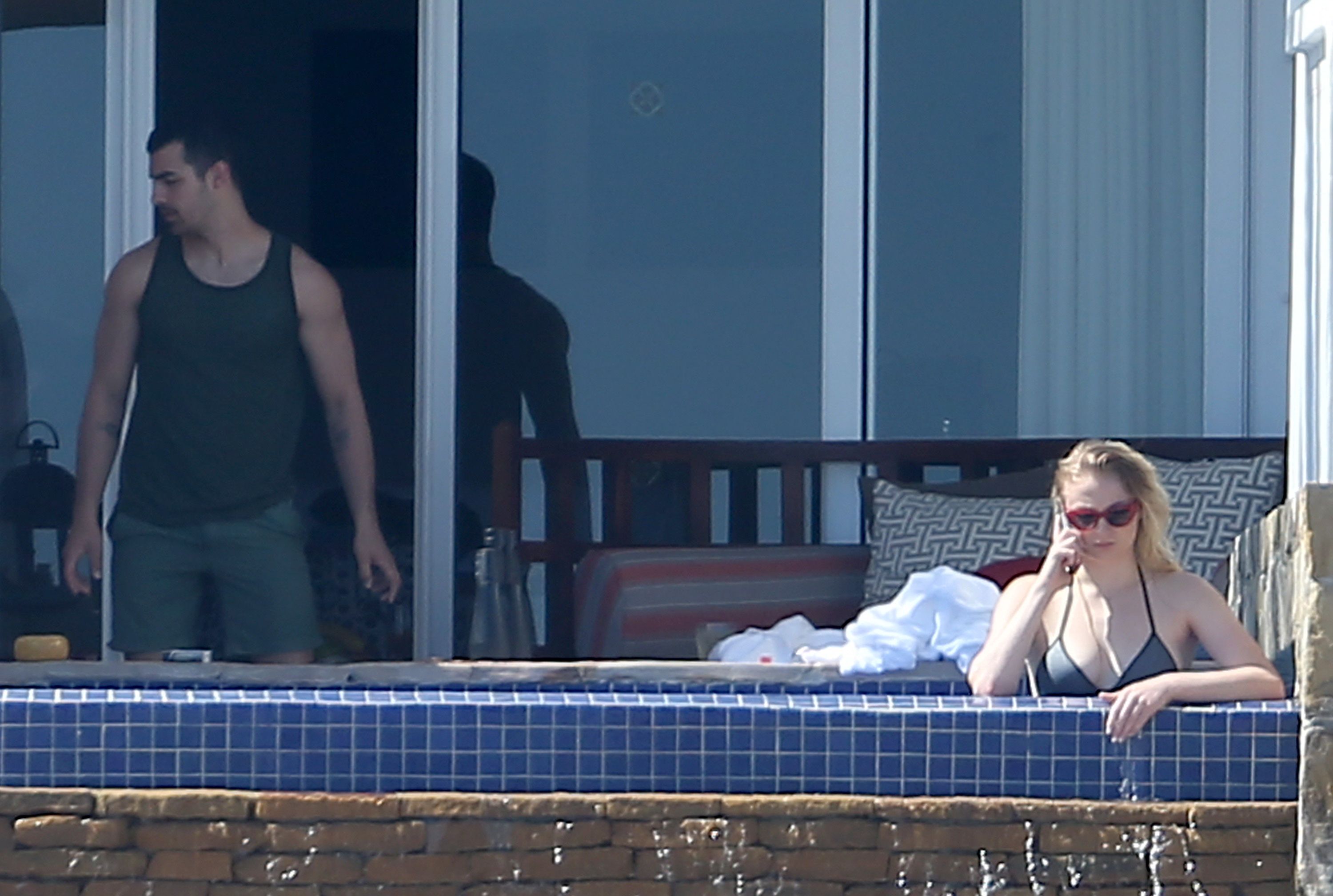 Sophie Turner | Celeb Masta 25