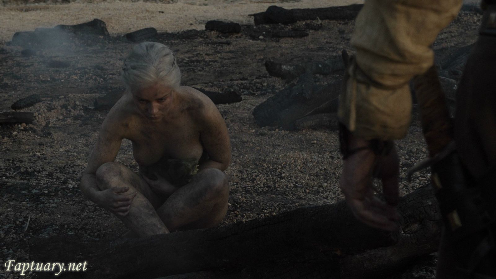 Emilia Clarke | Celeb Masta 115