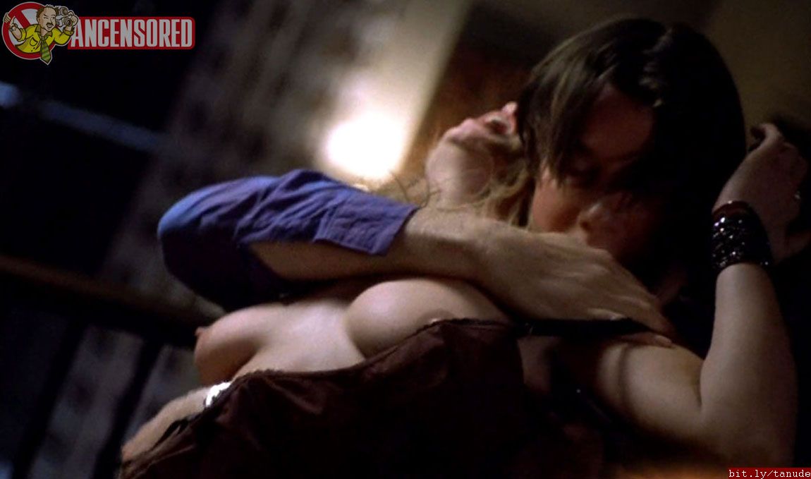 Tara Reid | Celeb Masta 3