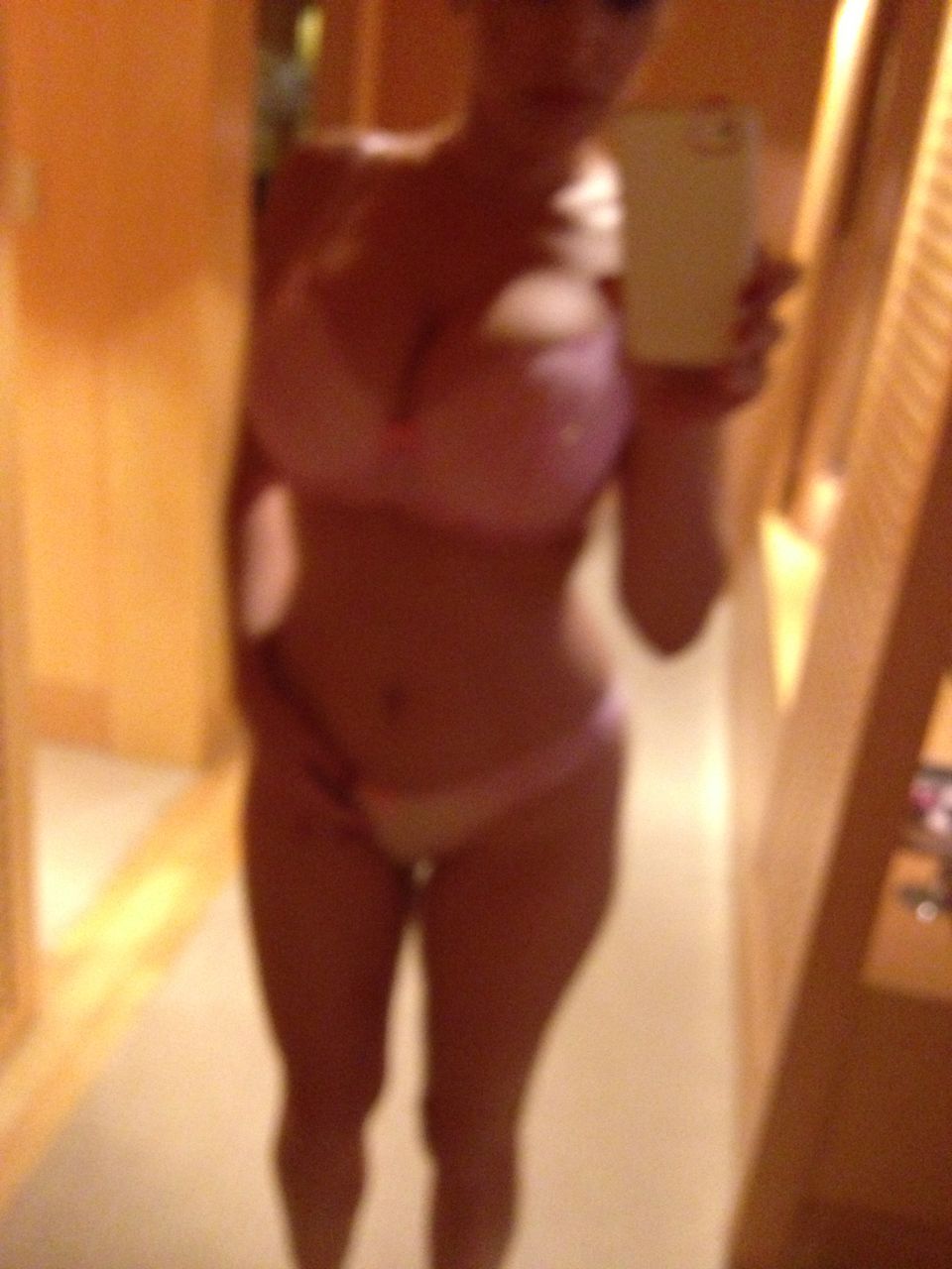 Kelly Brook | Celeb Masta 54