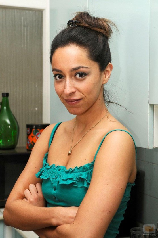 Oona Chaplin | Celeb Masta 12
