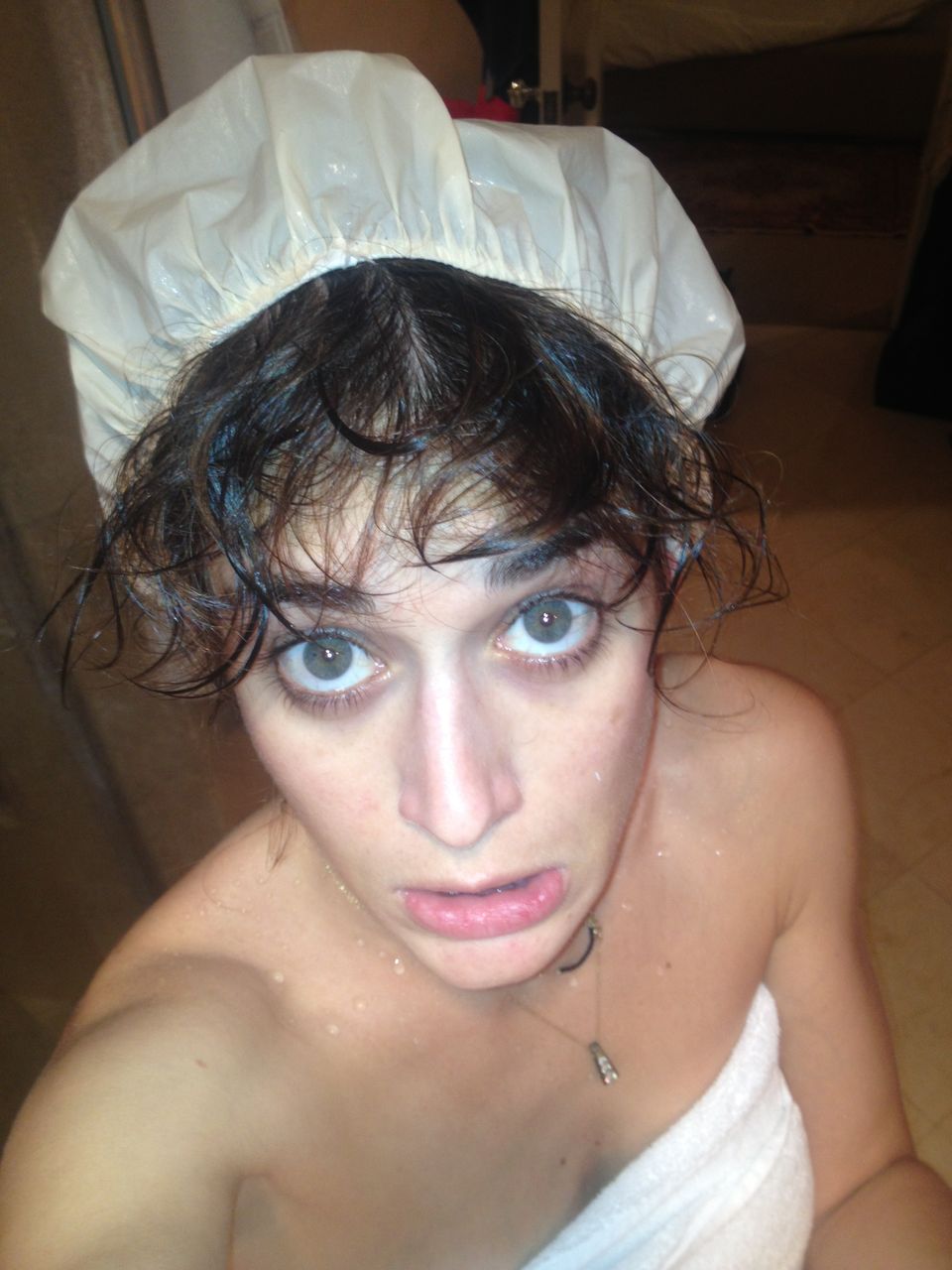 Lizzy Caplan | Celeb Masta 21