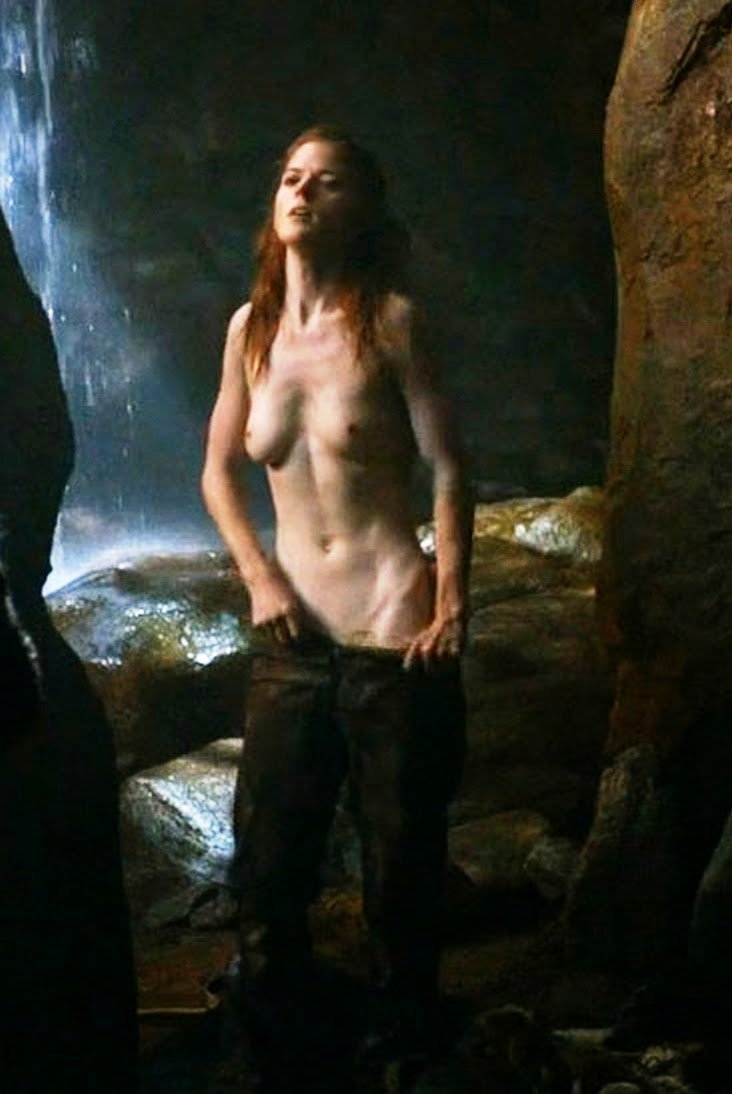Rose Leslie | Celeb Masta 9