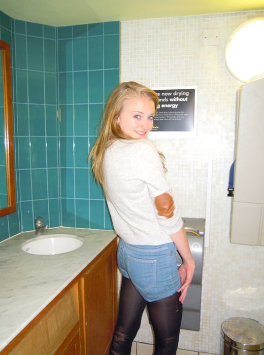 Sophie Turner | Celeb Masta 175