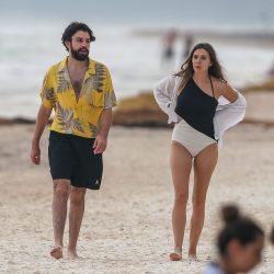 Elizabeth Olsen | Celeb Masta 142
