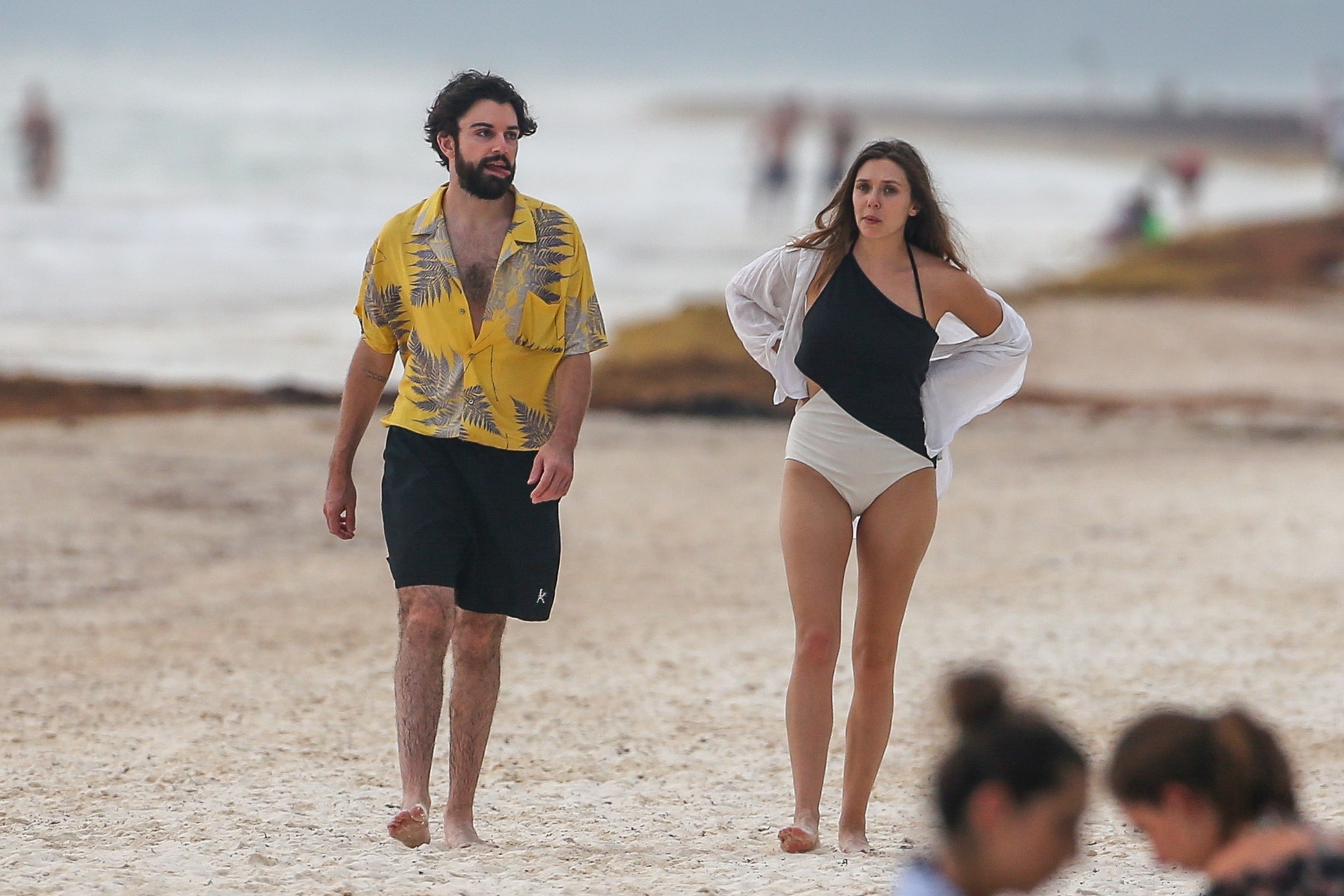 Elizabeth Olsen | Celeb Masta 142