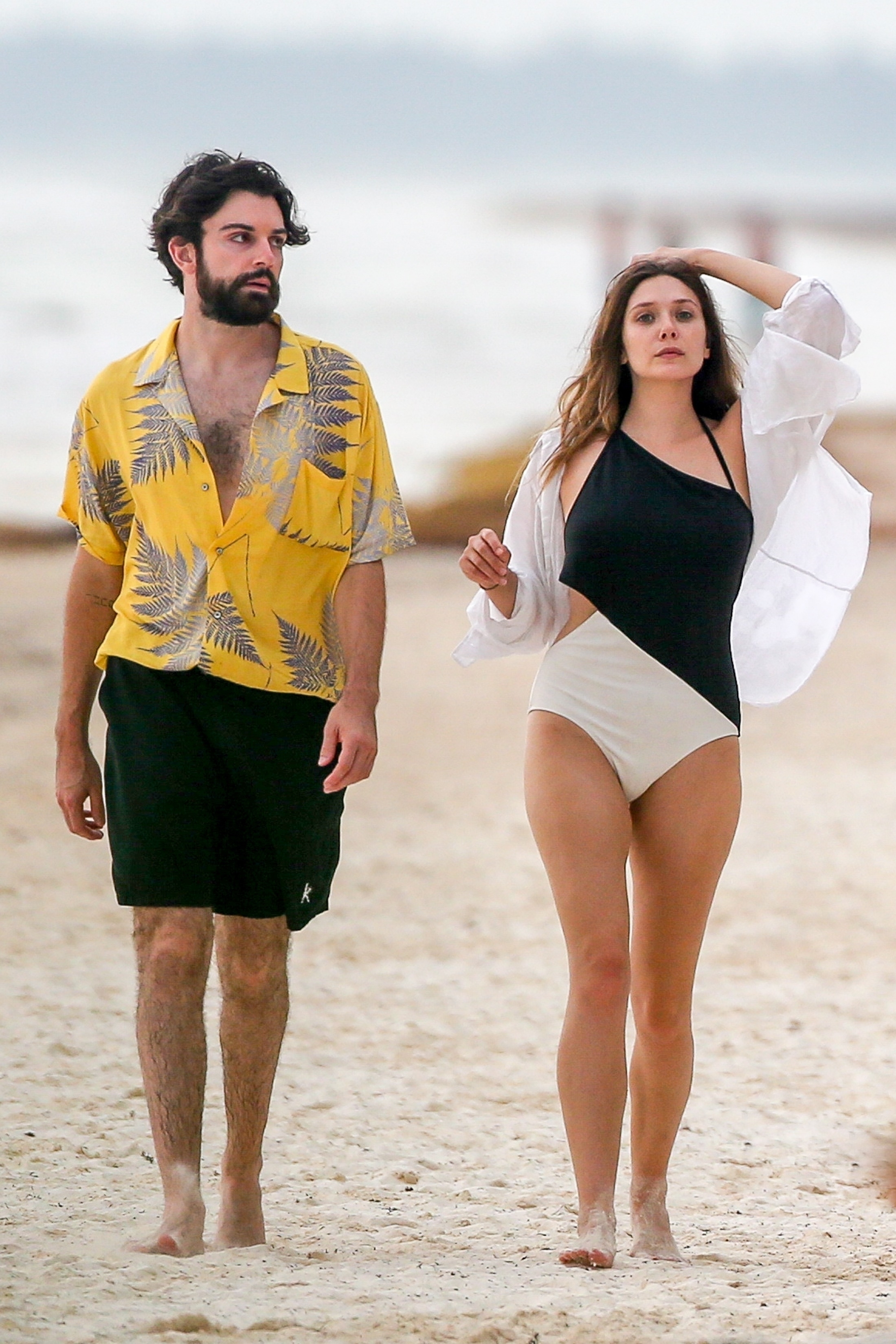 Elizabeth Olsen | Celeb Masta 35