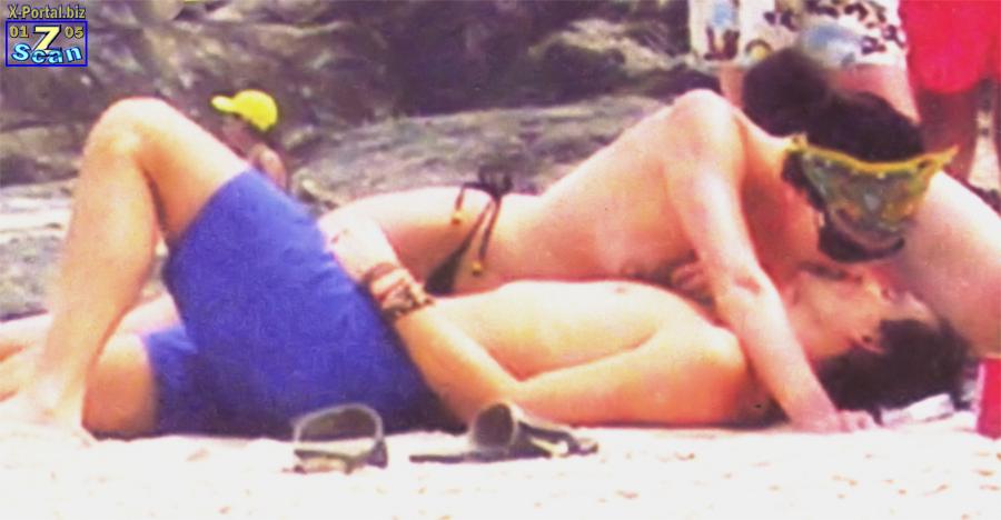 Charlize Theron | Celeb Masta 16