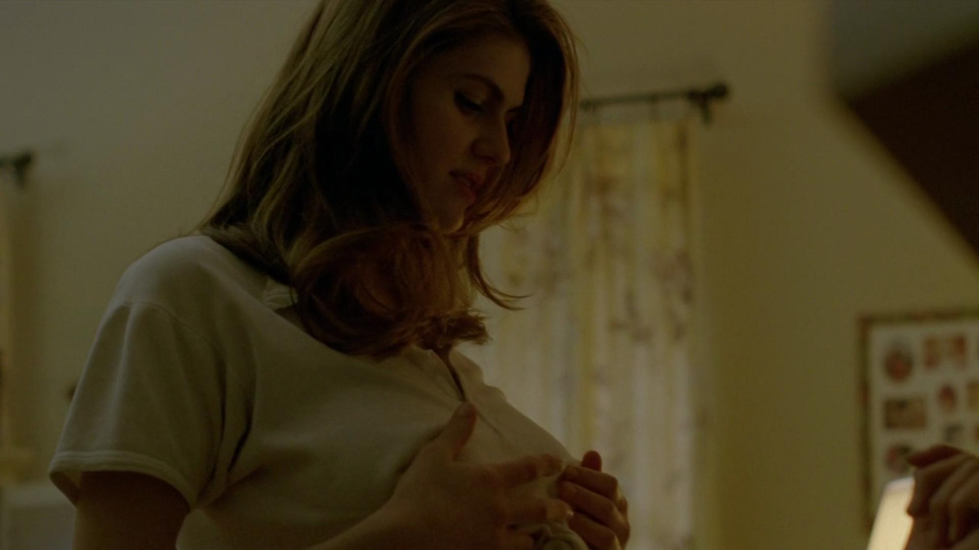 Alexandra Daddario | Celeb Masta 35