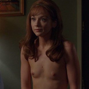 Emily Kinney | Celeb Masta 5