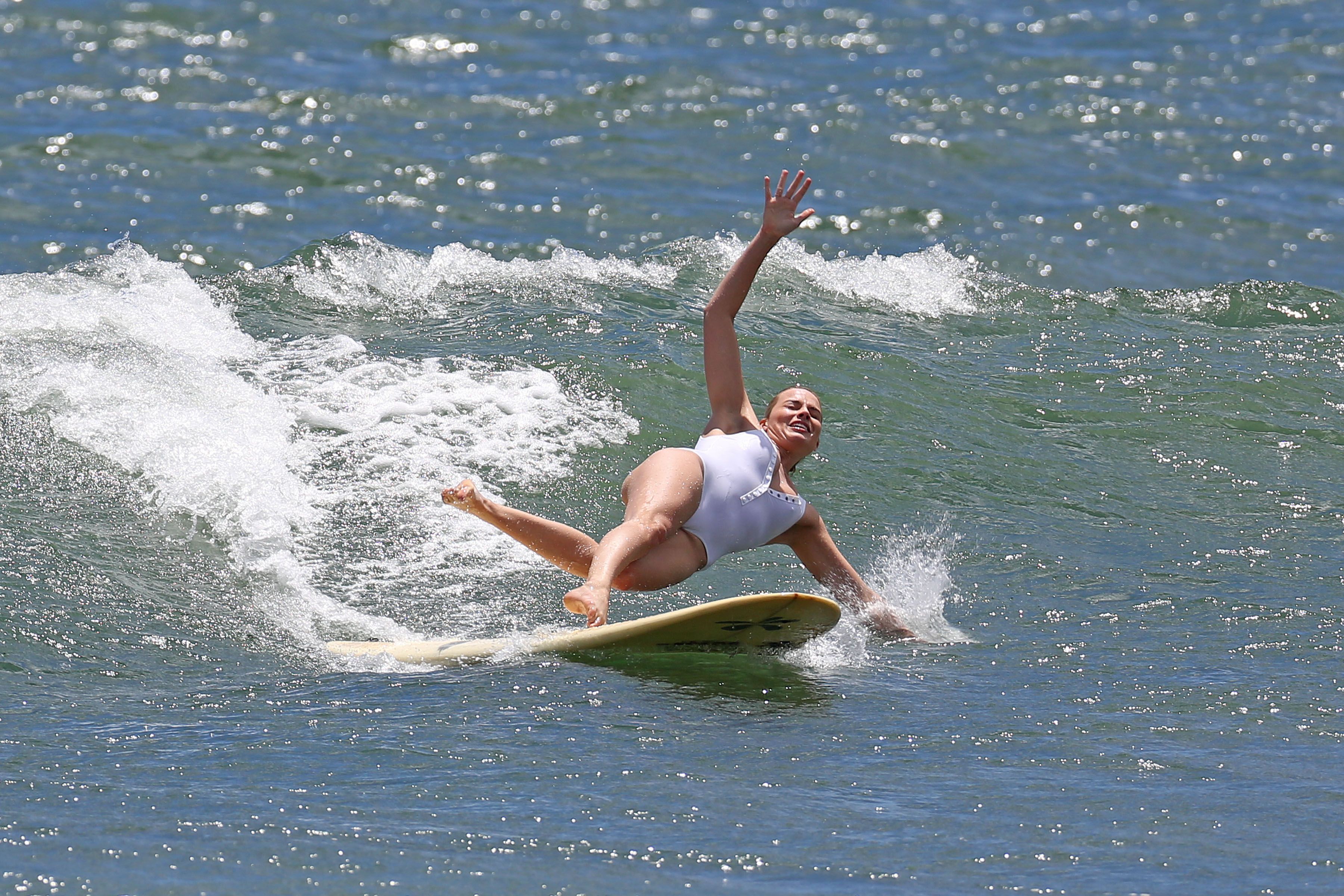 Margot Robbie | Celeb Masta 70