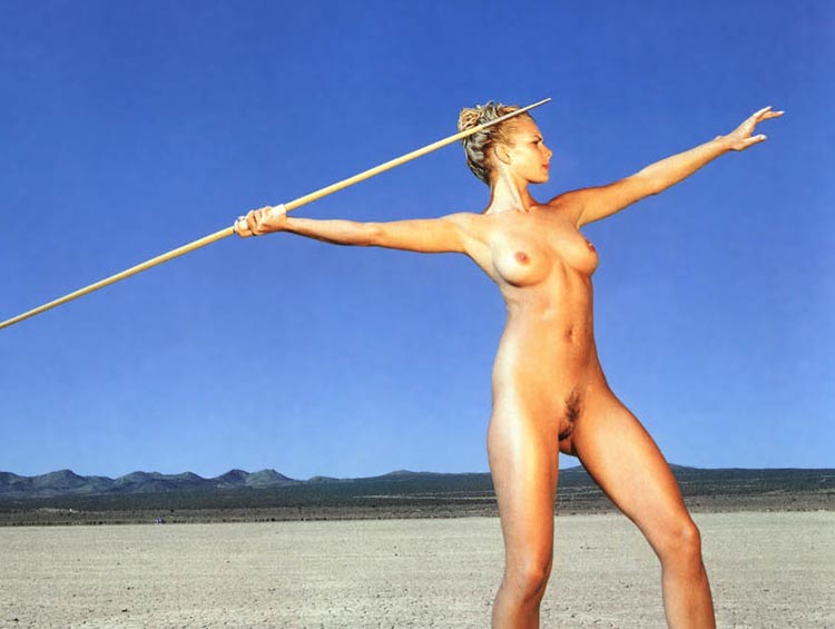 Jaime Pressly | Celeb Masta 6