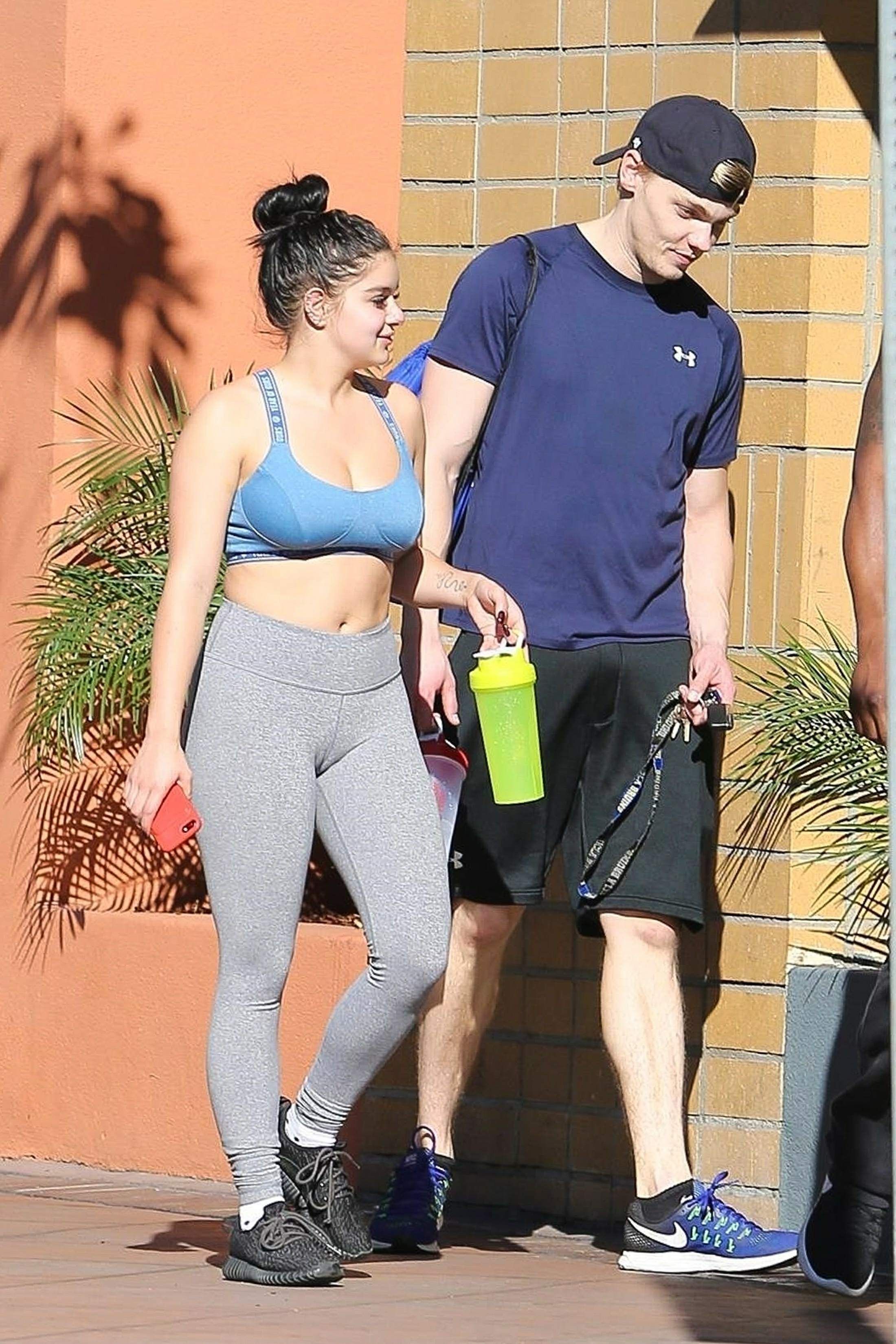 Ariel Winter | Celeb Masta 81
